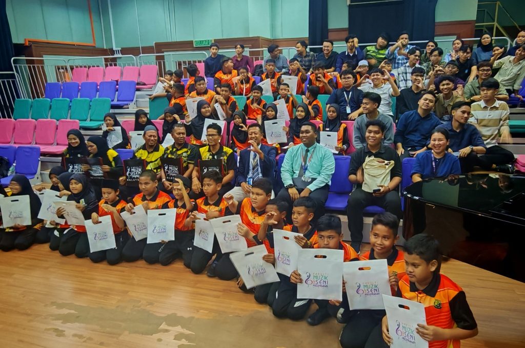 11. Lawatan SK Chikus