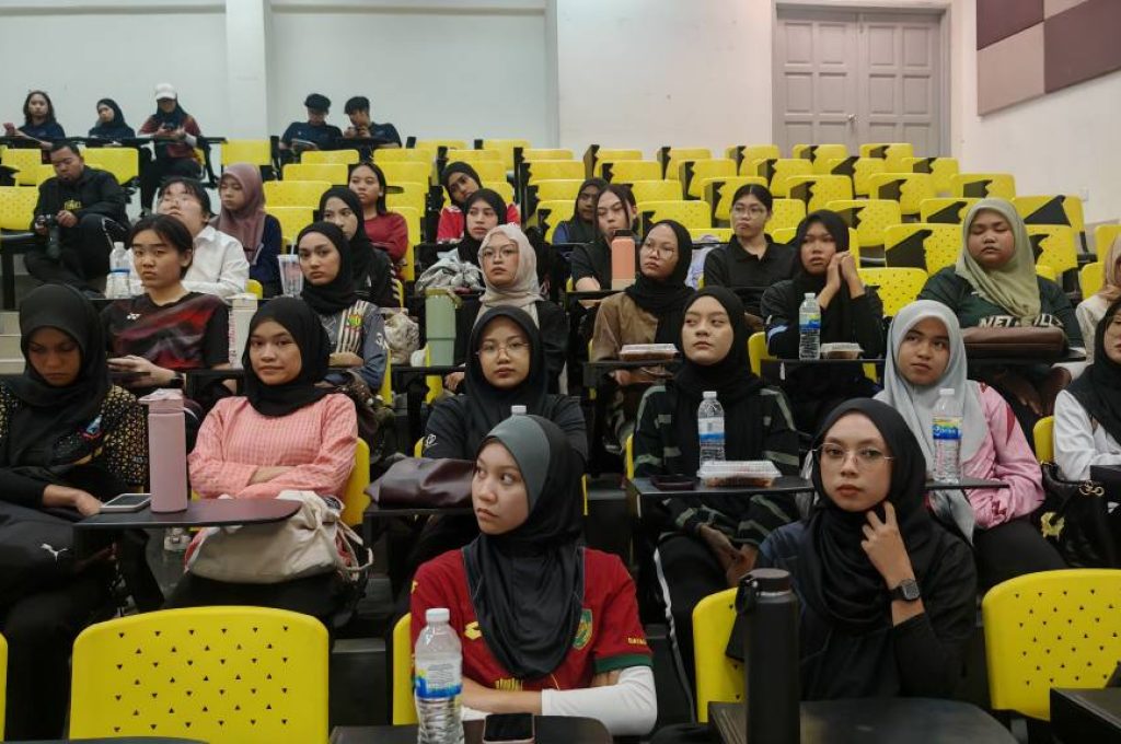 24. Taklimat Program Millenia bersama pelajar